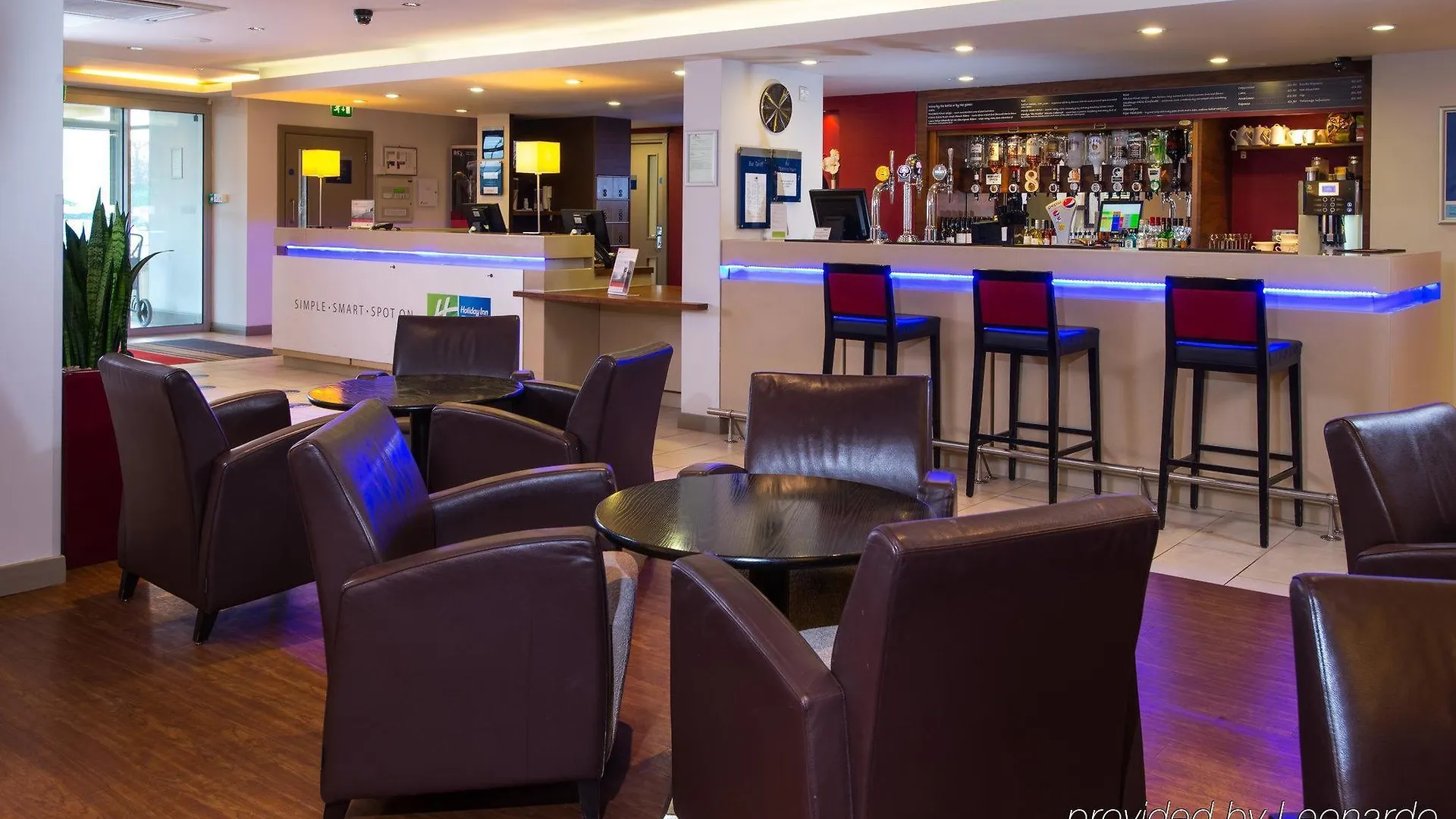 Holiday Inn Express East Midlands Airport By Ihg Castle Donington Ξενοδοχείο