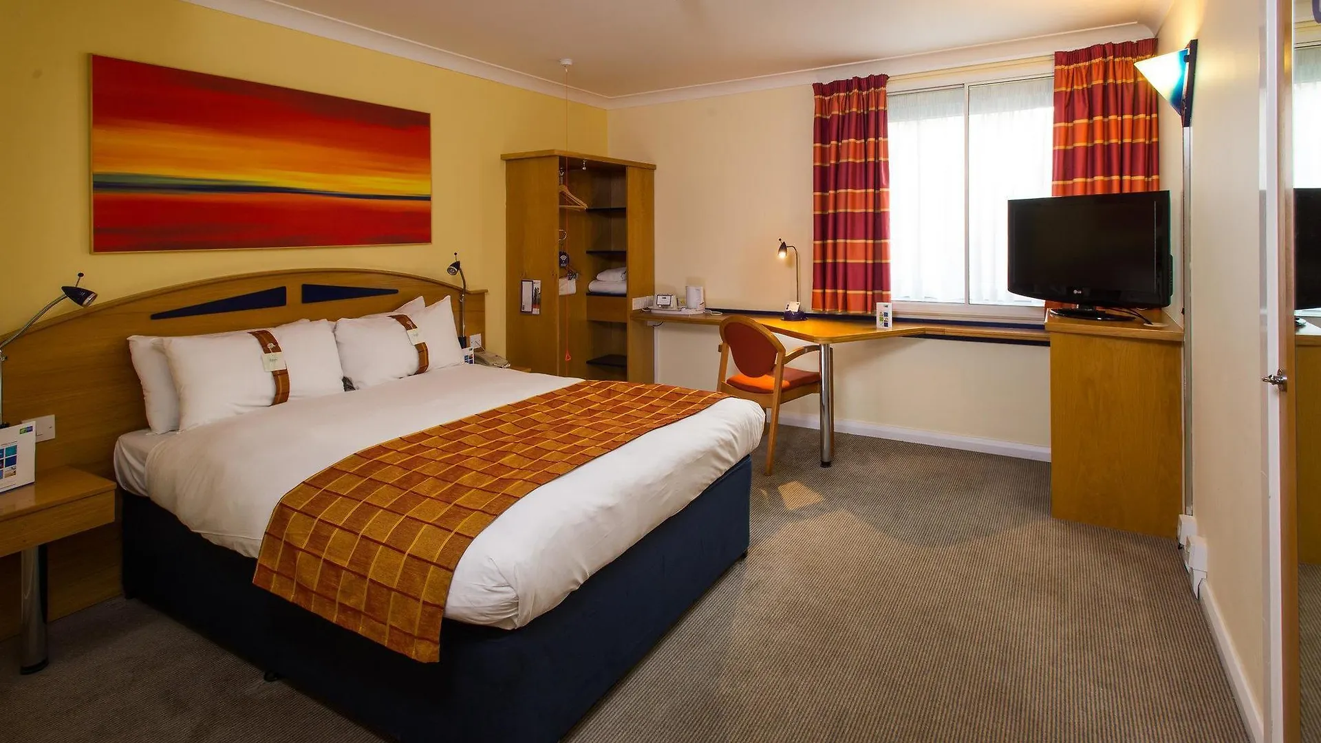 Holiday Inn Express East Midlands Airport By Ihg Castle Donington Ξενοδοχείο